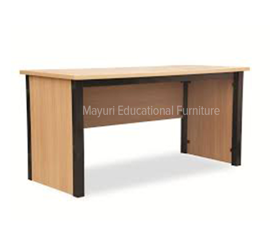 Teachers Desk 
