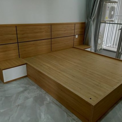 image of Upholstered Bed