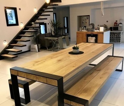 image of Hotel bar-tables